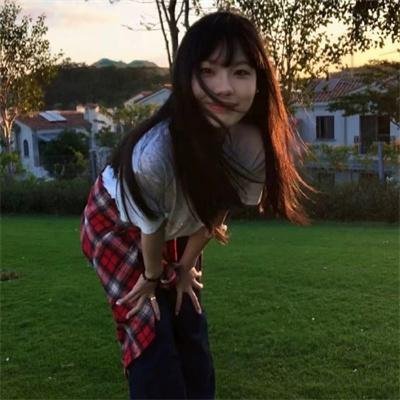 女哭声 海报